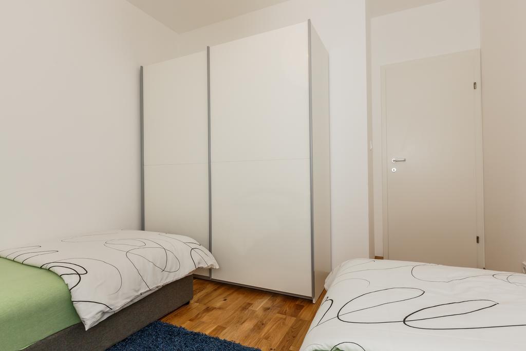 Sky Split Apartment Экстерьер фото