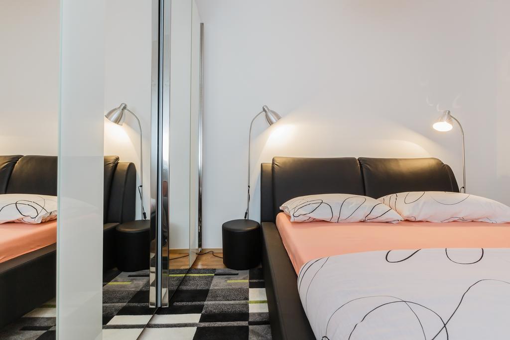 Sky Split Apartment Экстерьер фото
