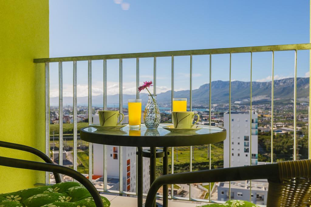 Sky Split Apartment Экстерьер фото