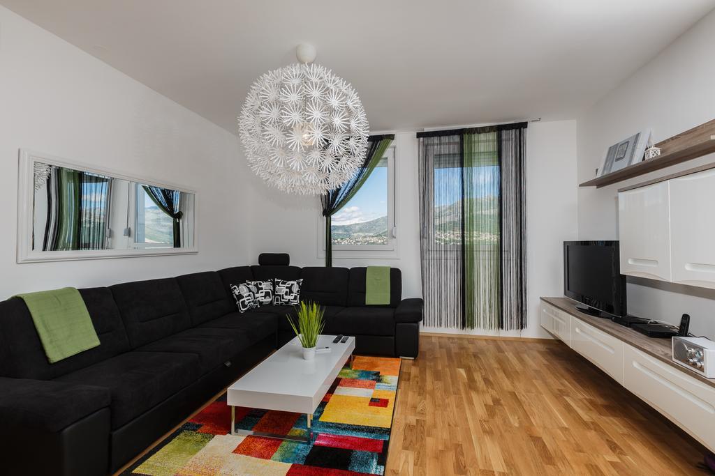 Sky Split Apartment Экстерьер фото
